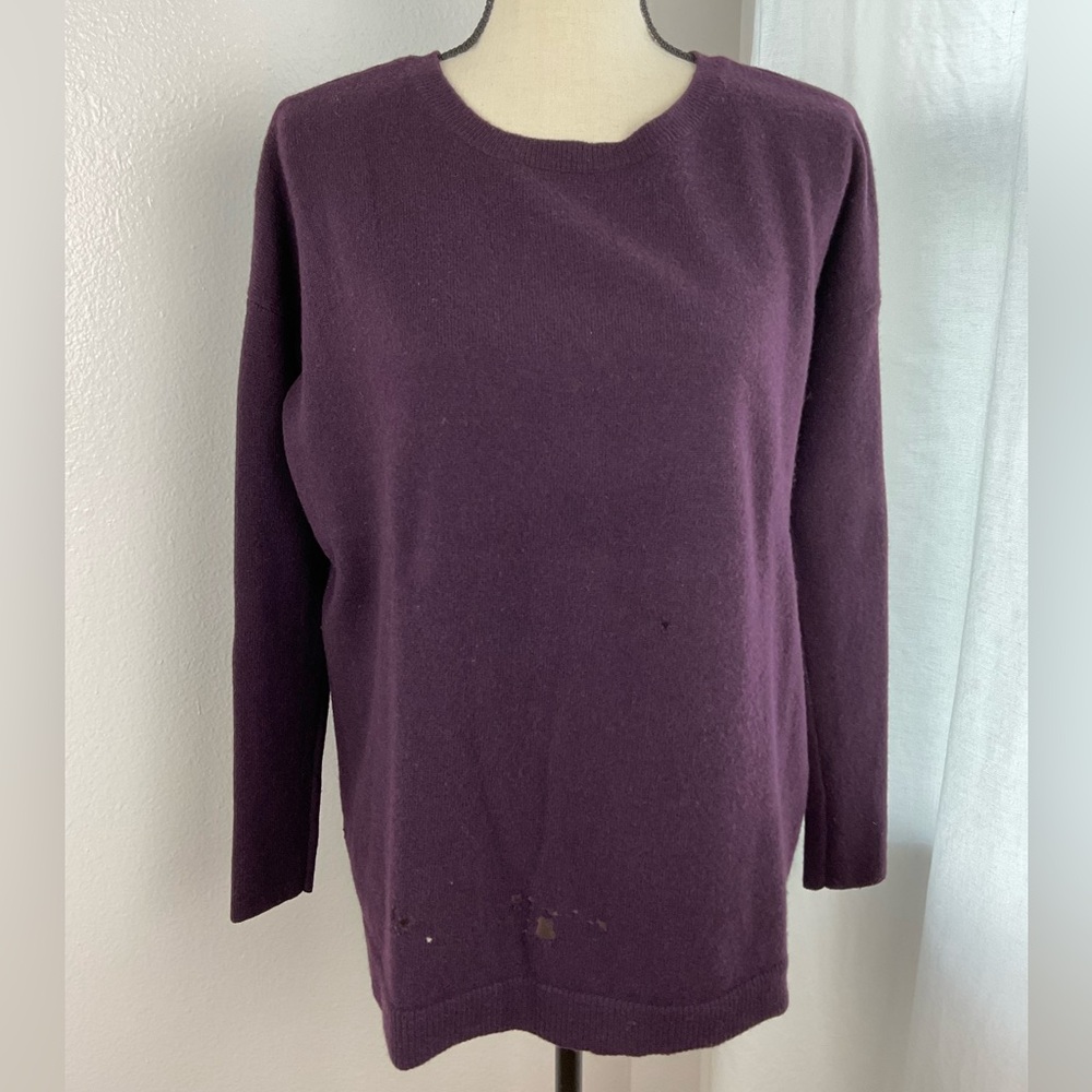 Bloomingdale's Cashmere‎ Plum Sweater